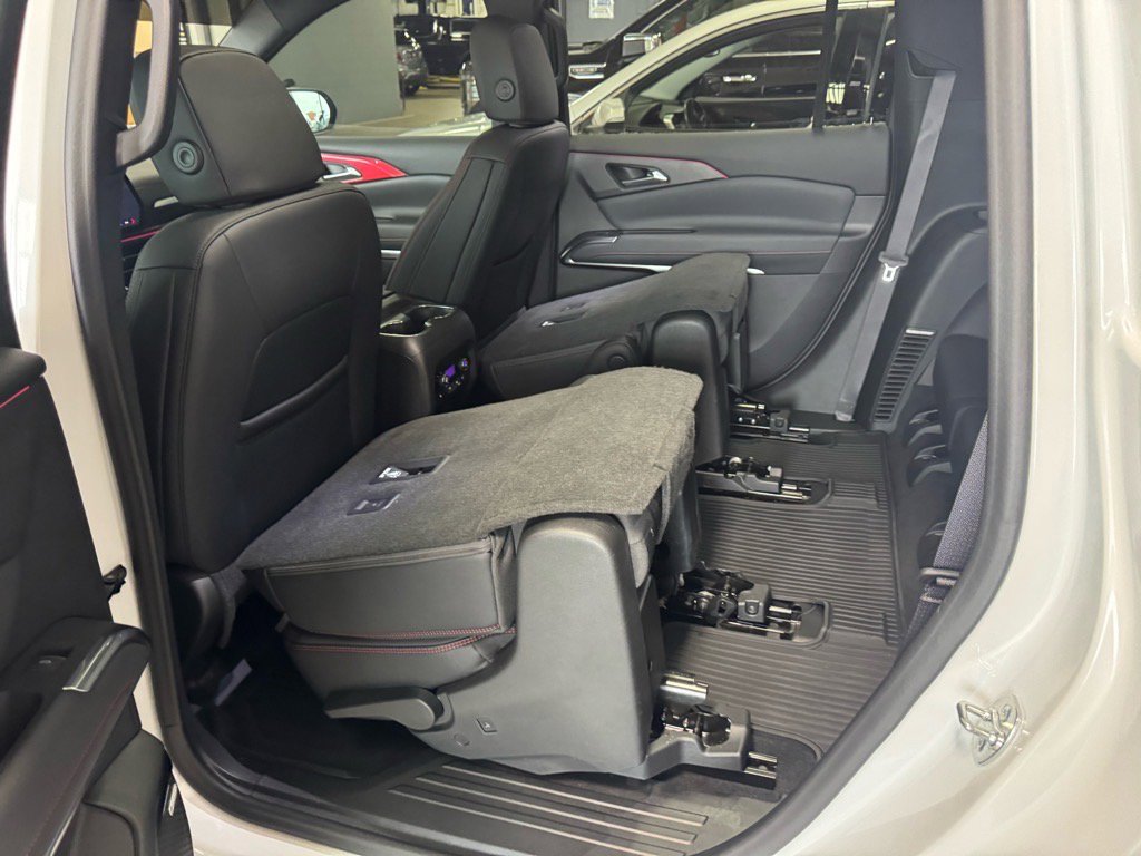 Used 2024 Chevrolet Traverse RS w/ LPO, Floor Liner Package image 13