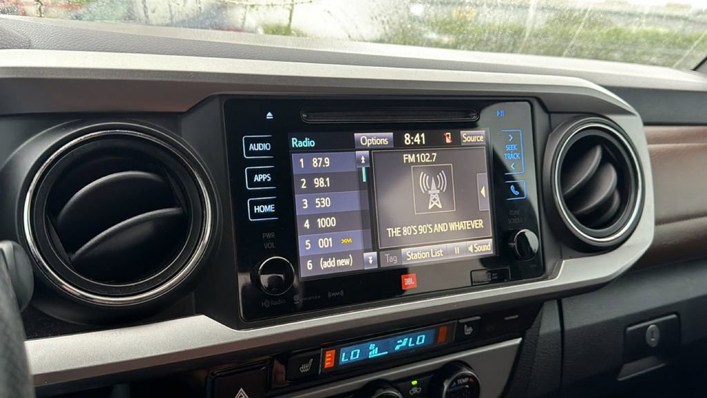 Used 2017 Toyota Tacoma Limited w/ Tow Package AWD/4WD image 30