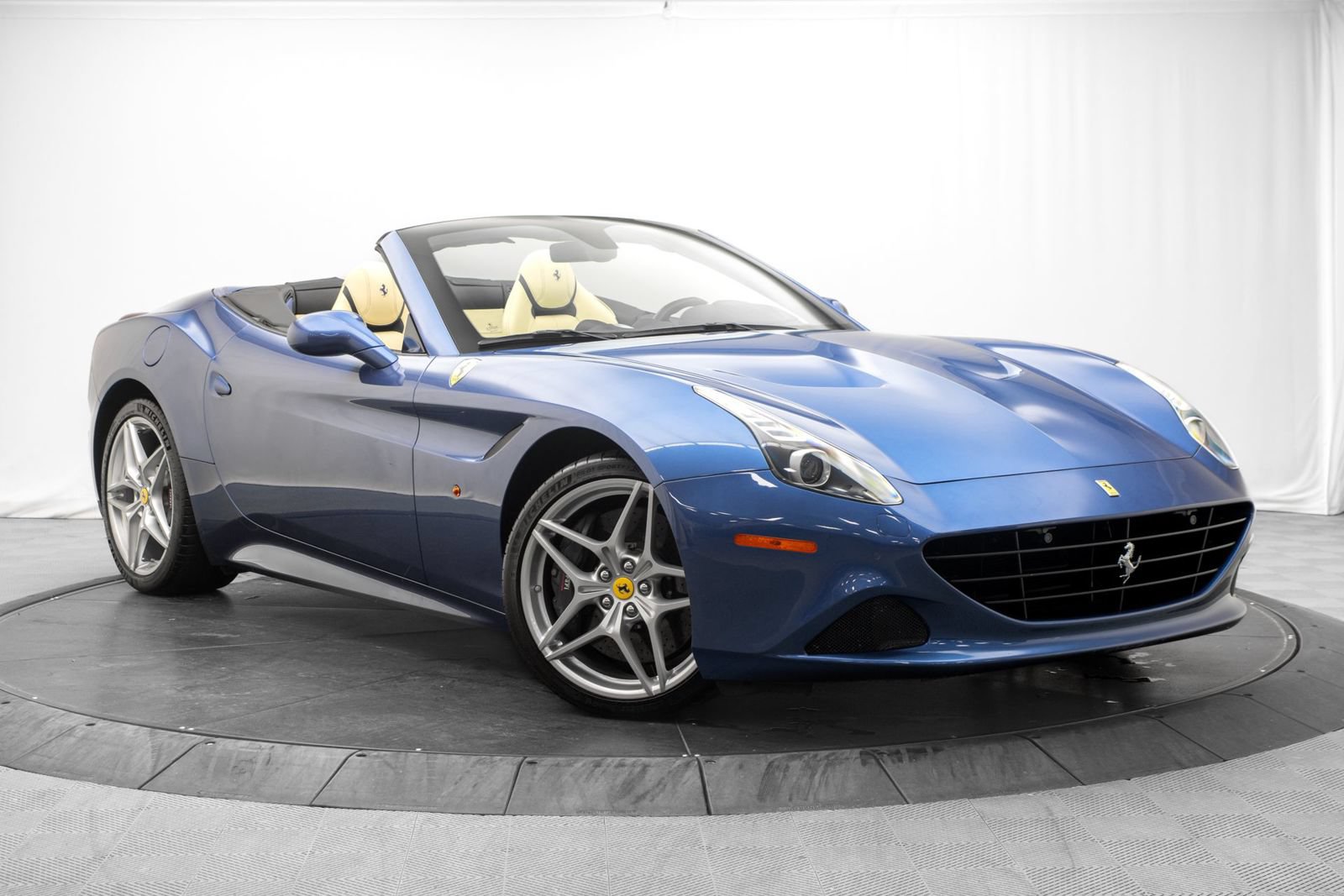 Used 2016 Ferrari California T