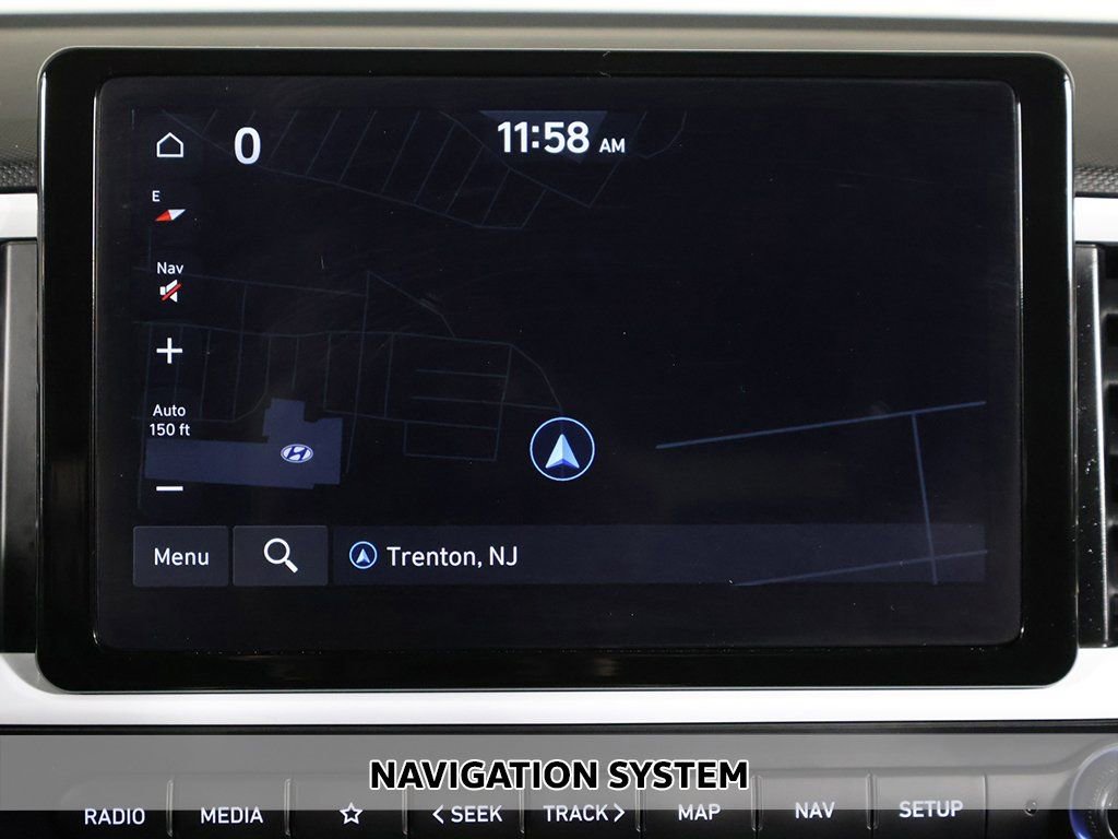 Certified 2025 Hyundai Venue Limited image 3