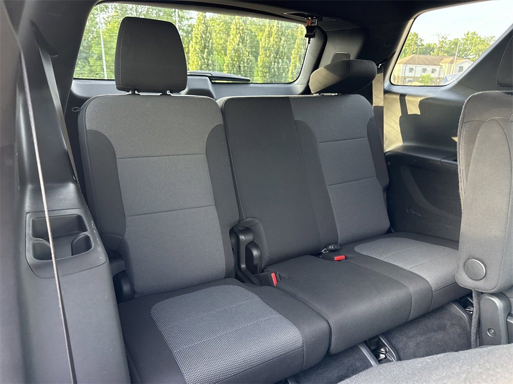 Used 2022 Chevrolet Traverse LT image 18