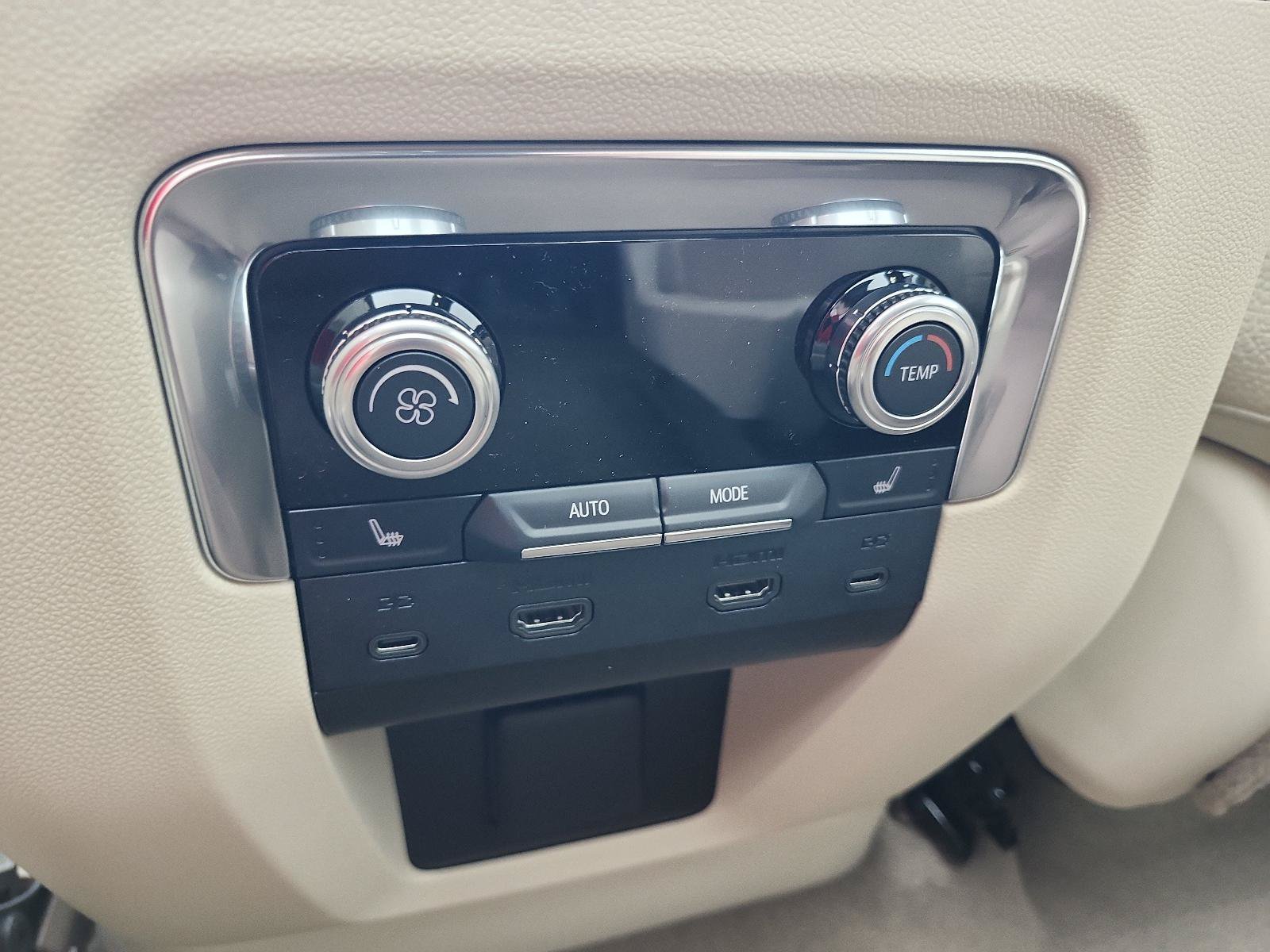 New 2026 GMC Yukon XL Denali AWD/4WD image 11