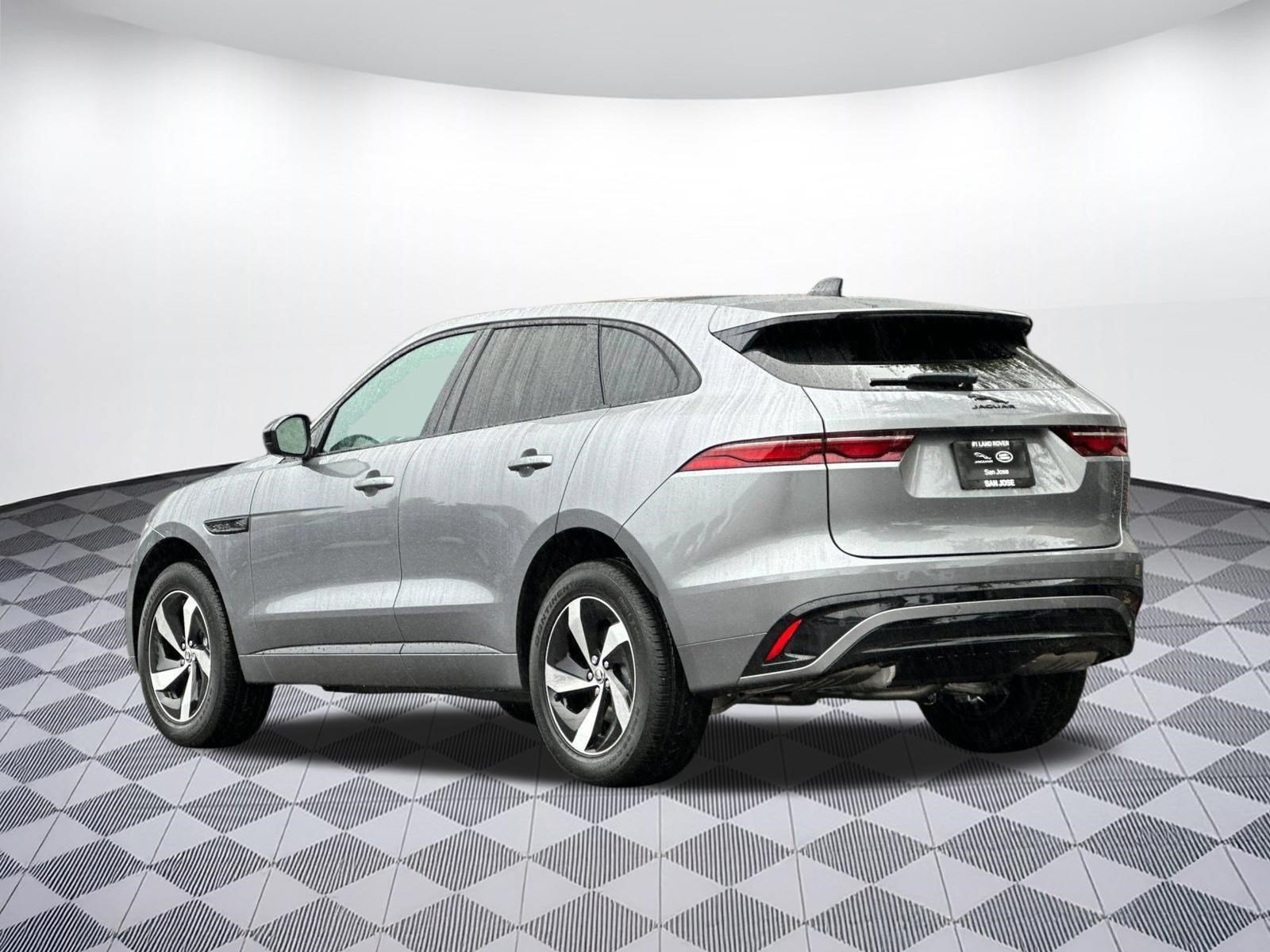 New 2025 Jaguar F-PACE R-Dynamic S AWD/4WD image 22