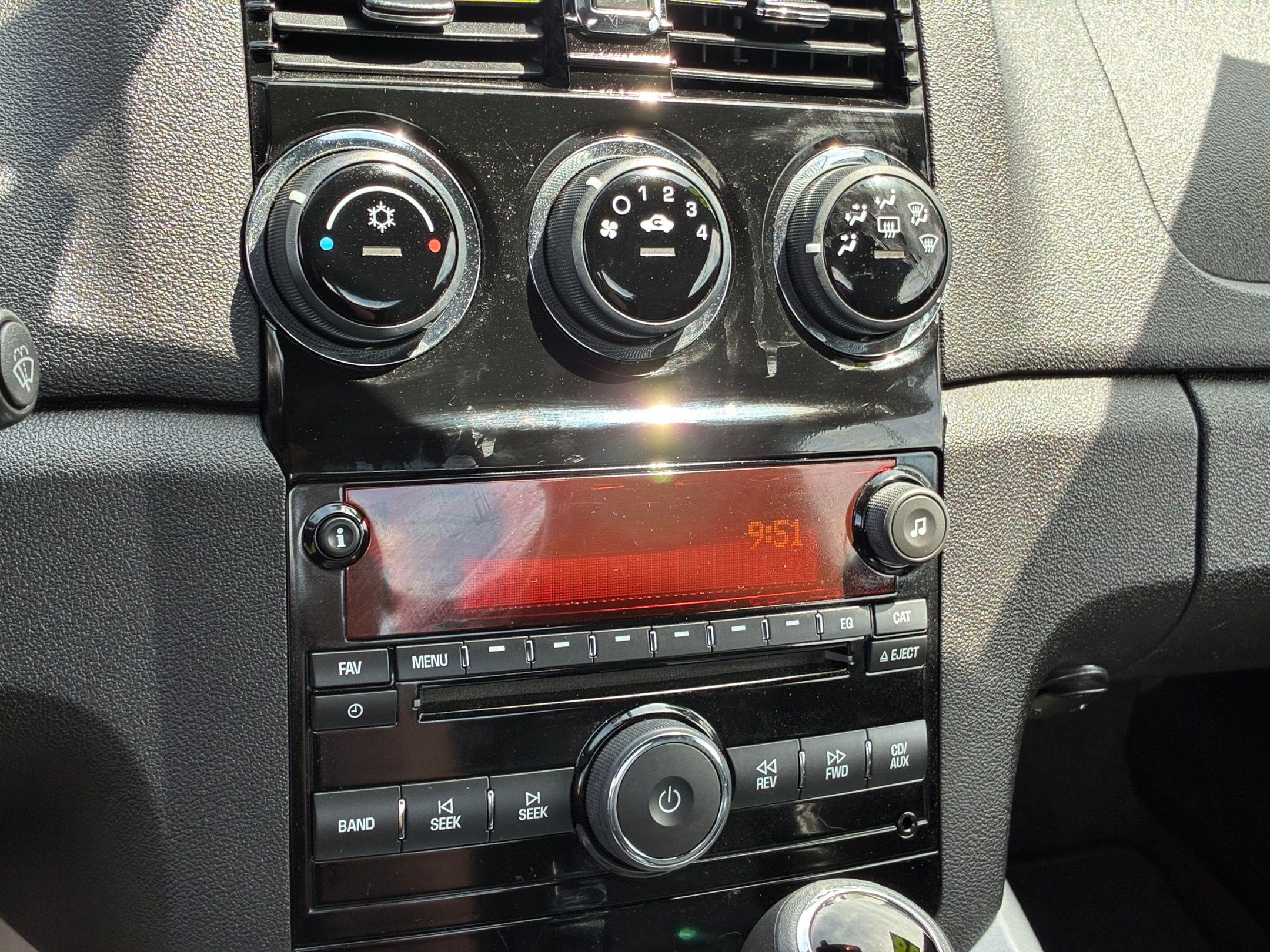 Used 2008 Saturn Sky w/ Premium Trim Package RWD image 21