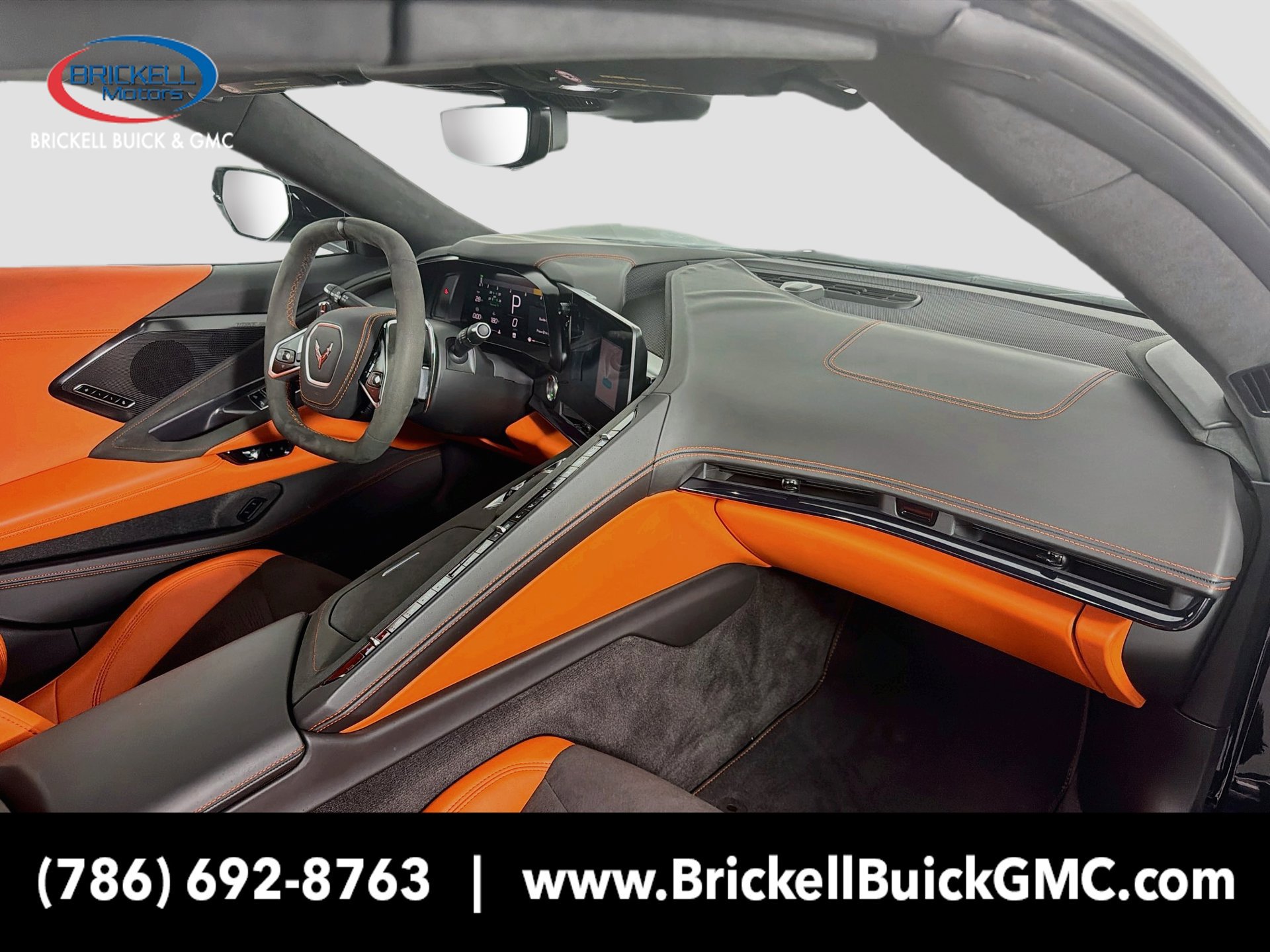 Used 2025 Chevrolet Corvette Stingray Premium Conv w/ Z51 Performance Package RWD image 15