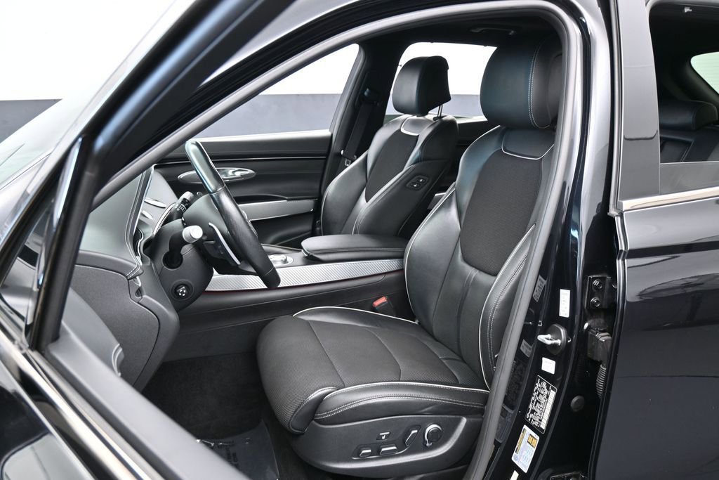 Used 2022 Genesis GV70 2.5T w/ Sport Prestige Package AWD/4WD image 10