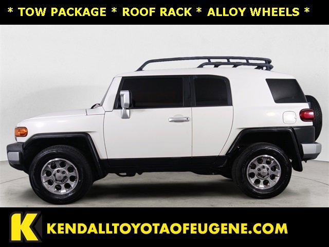 Used 2013 Toyota FJ Cruiser 4WD image 2
