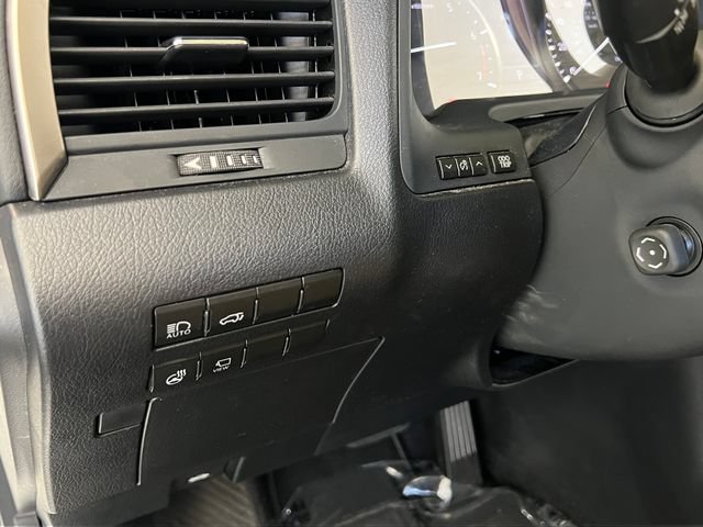 Used 2022 Lexus RX 350L FWD w/ Premium Package image 27