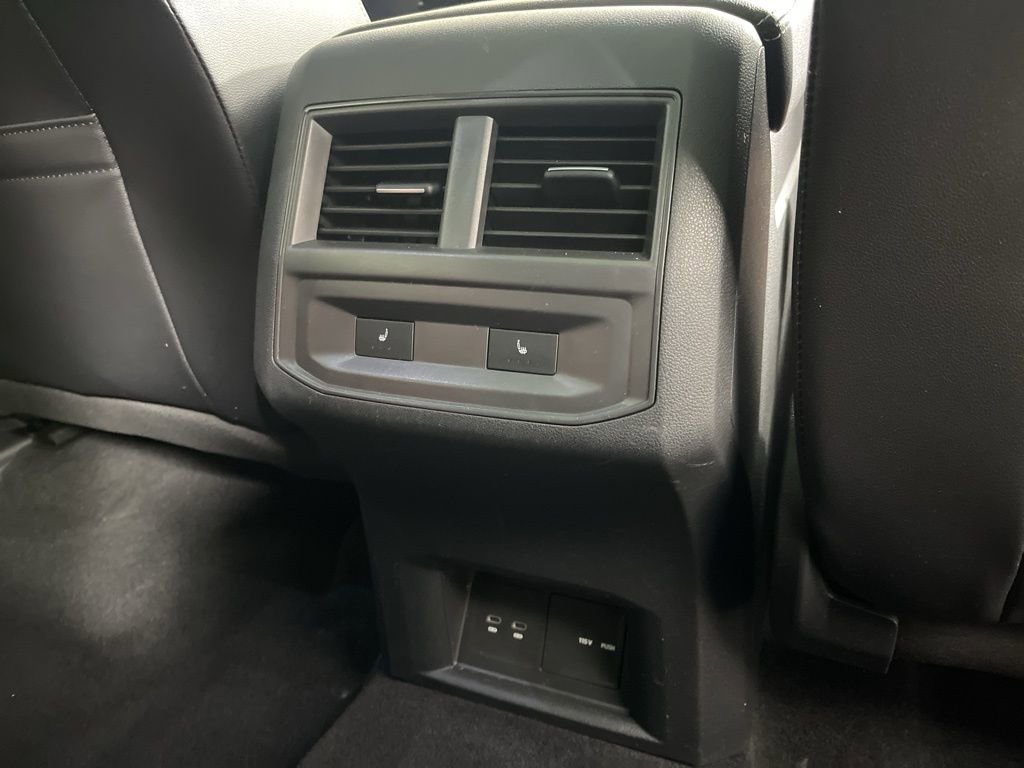 Used 2022 Volkswagen Atlas Cross Sport SEL Premium R-Line image 11