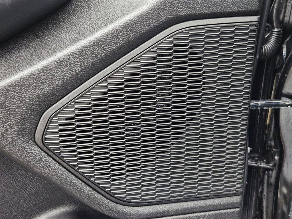 Certified 2025 Jeep Grand Cherokee Limited w/ Trailer Tow Package image 12