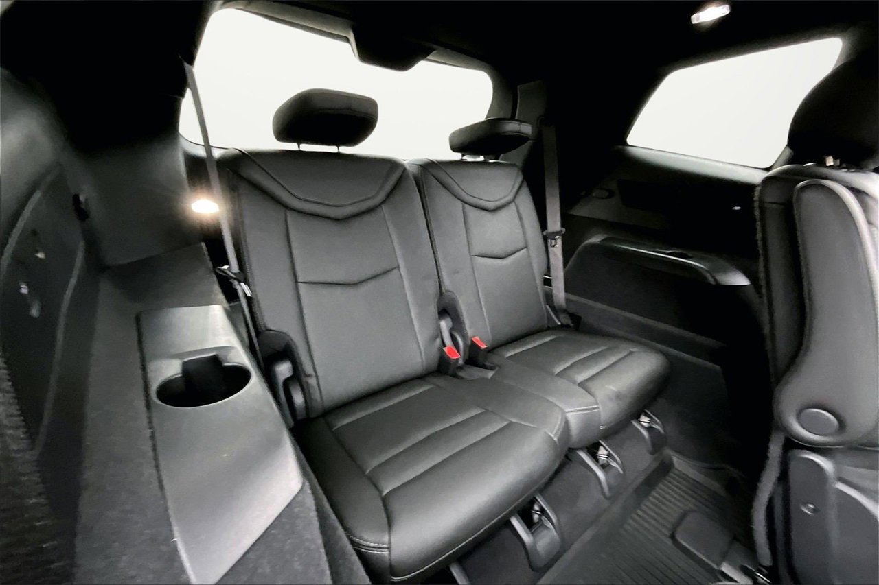 Used 2022 Cadillac XT6 Premium Luxury w/ Technology Package image 26