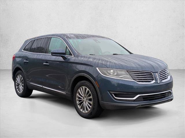 Used 2016 Lincoln MKX Select w/ Climate Package AWD/4WD image 3