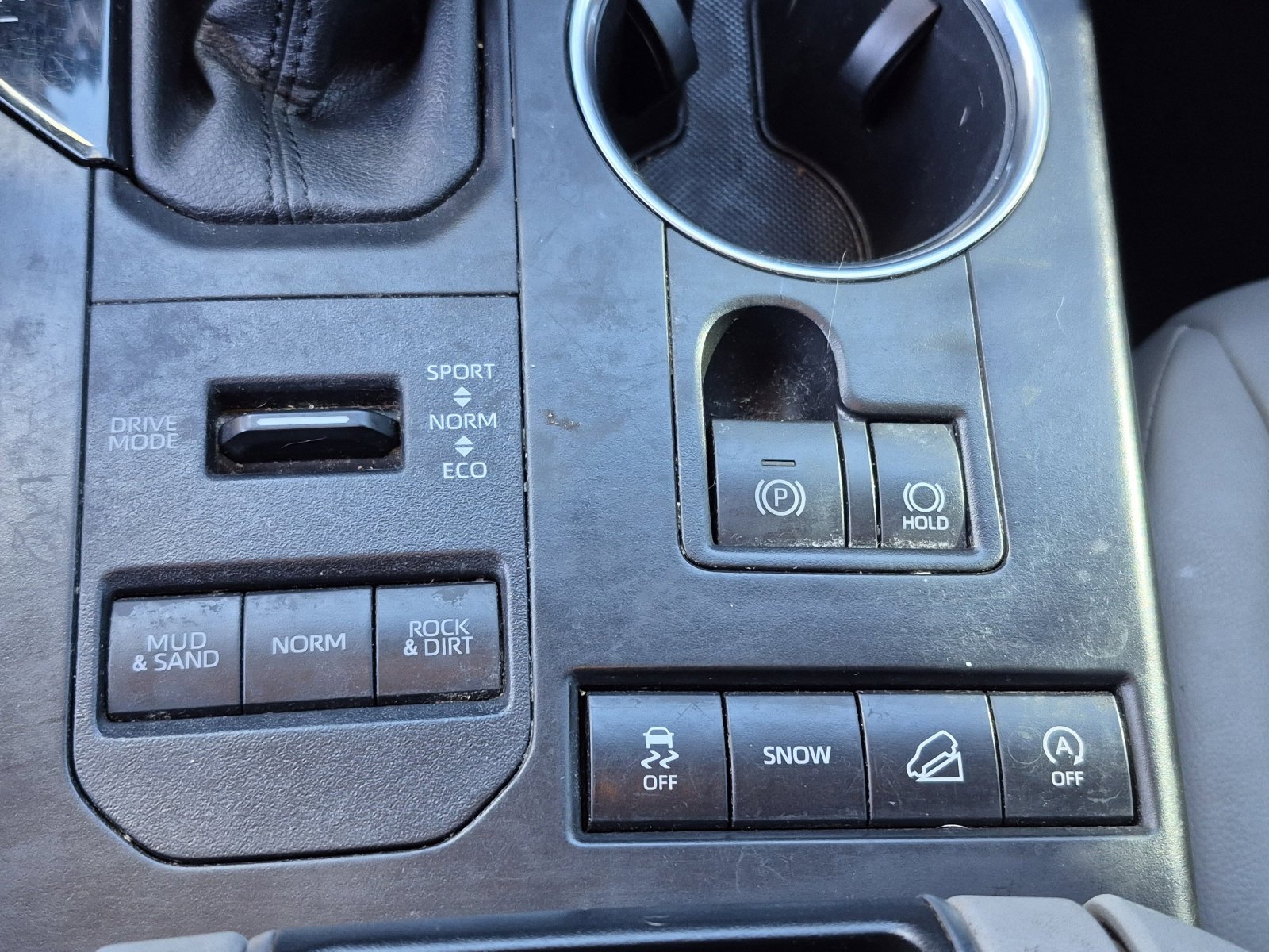 Used 2021 Toyota Highlander XLE image 33