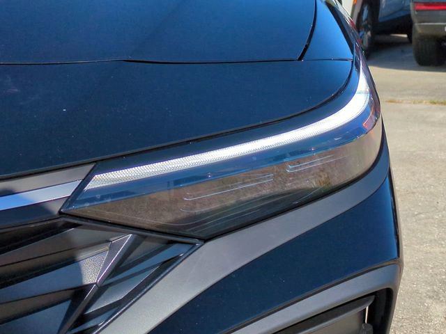New 2026 Hyundai Elantra SE FWD image 9