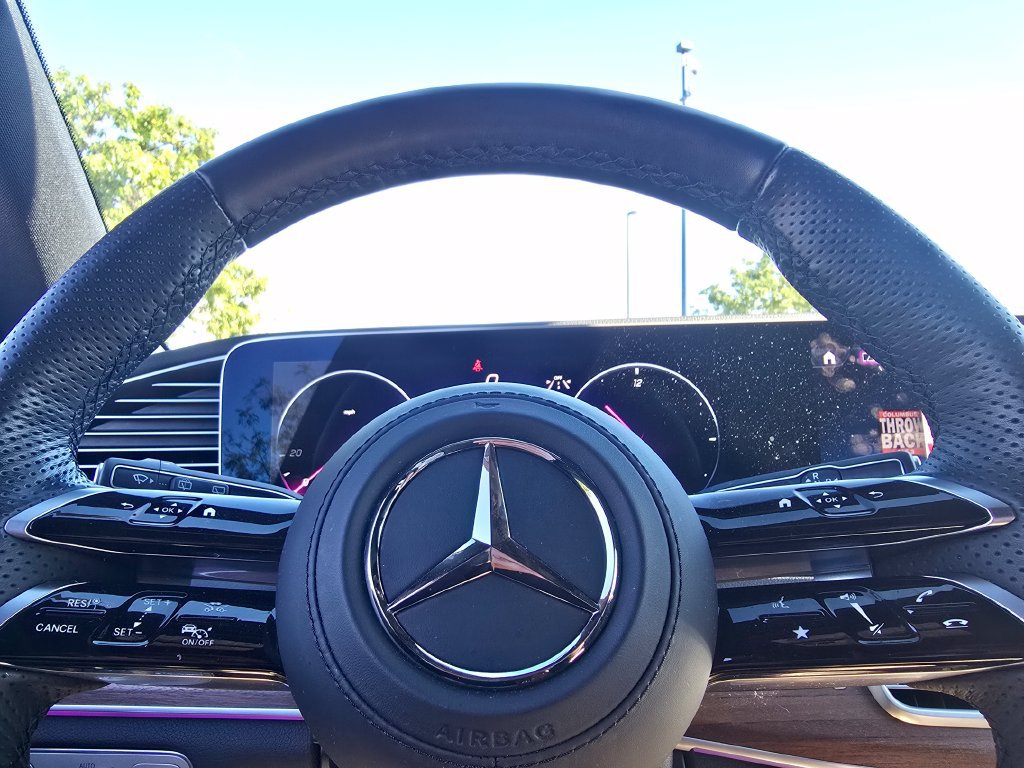 Used 2024 Mercedes-Benz GLS 450 4MATIC image 30