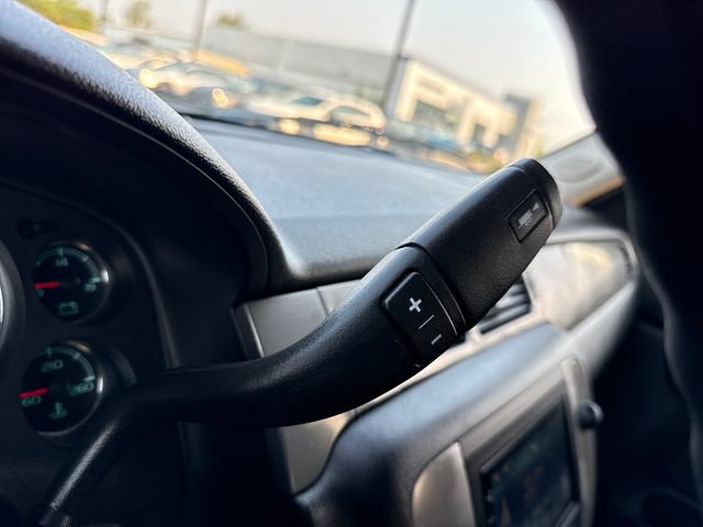 Used 2009 Chevrolet Tahoe 4WD w/ Skid Plate Package image 25