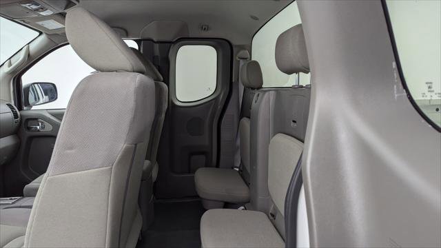 Used 2019 Nissan Frontier S image 12