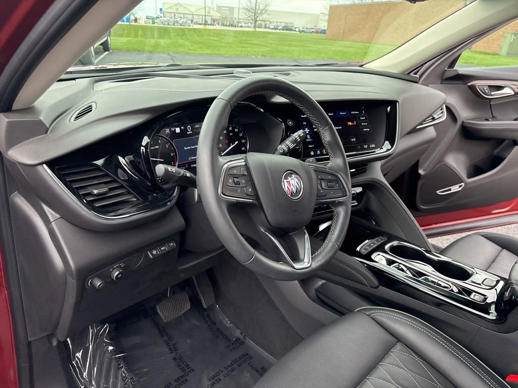 Used 2023 Buick Envision Avenir AWD/4WD image 43