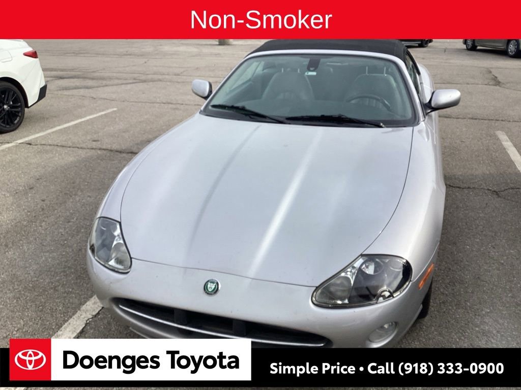 Used 2005 Jaguar XK8 Convertible image 2