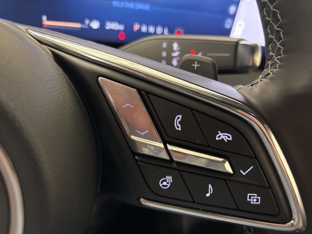 Used 2025 Buick Enclave Sport Touring image 30