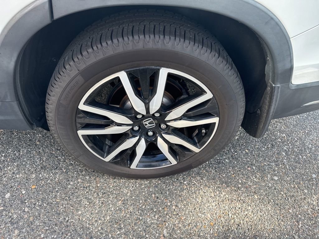 Used 2021 Honda Pilot Touring image 8
