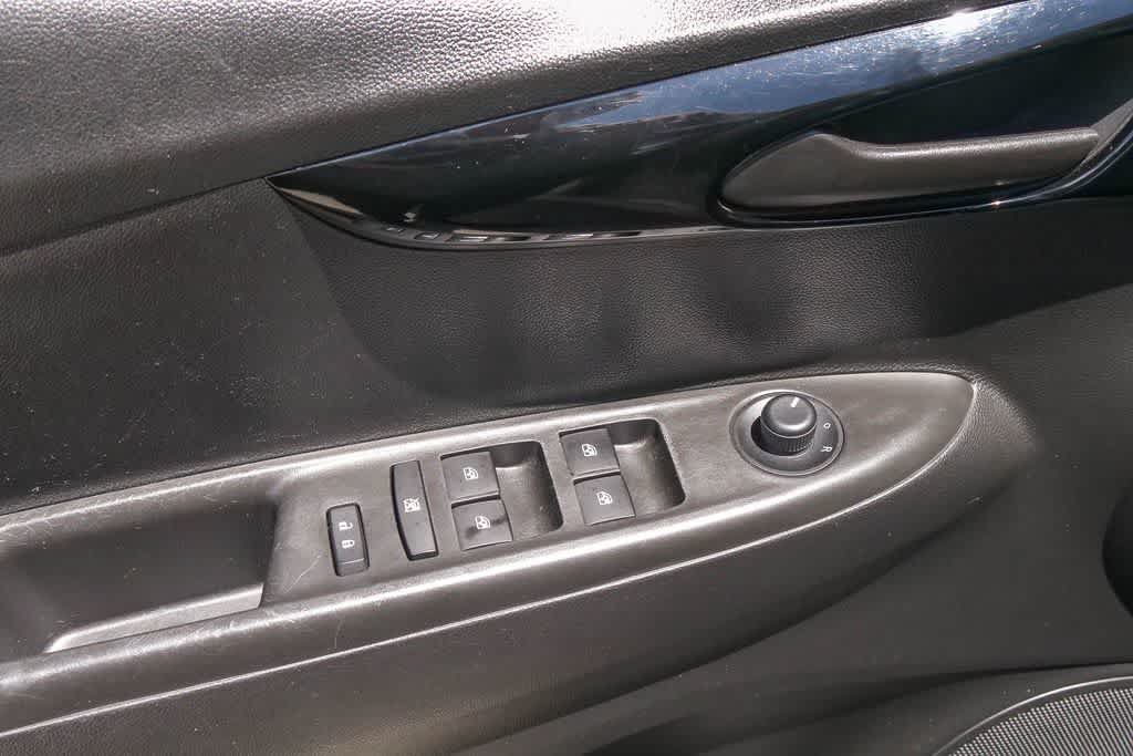 Used 2021 Chevrolet Spark LT FWD image 19