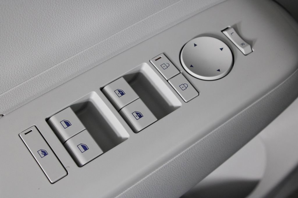 Certified 2026 Hyundai Kona SEL Sport image 21