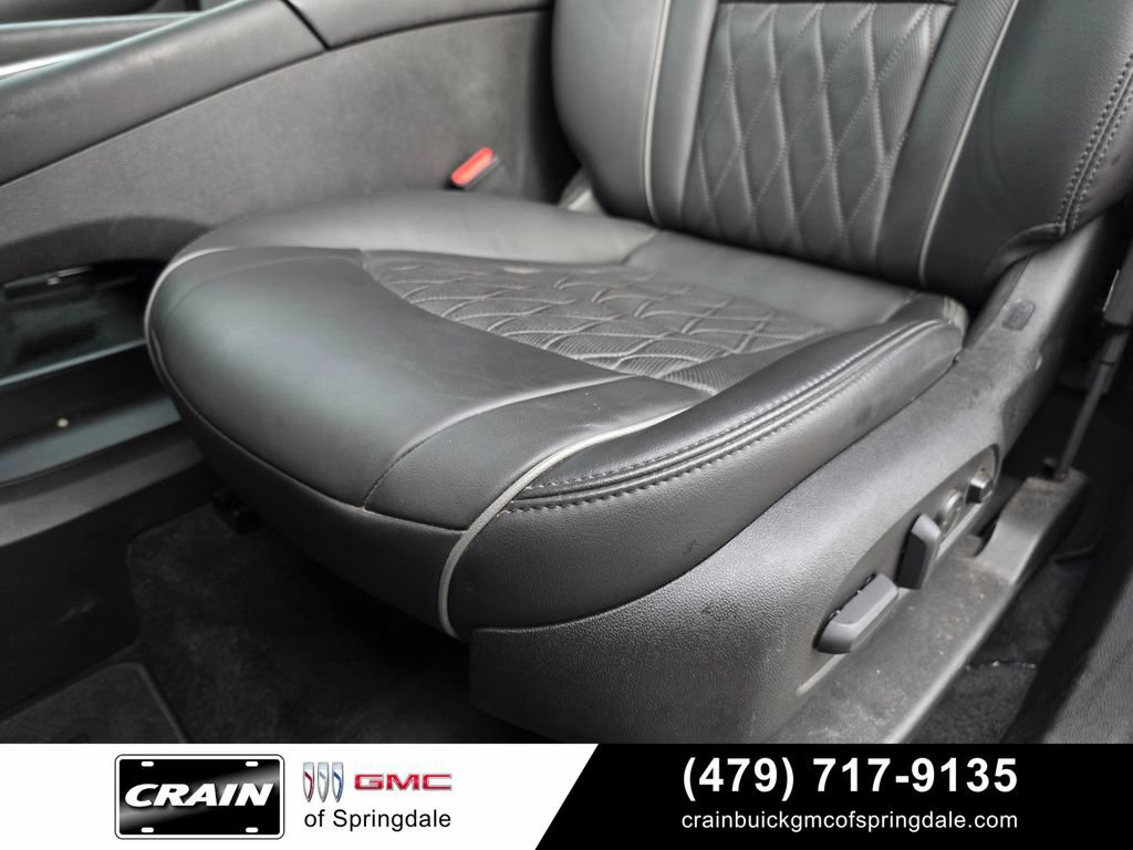 Used 2023 Buick Enclave Avenir w/ Avenir Technology Package AWD/4WD image 22