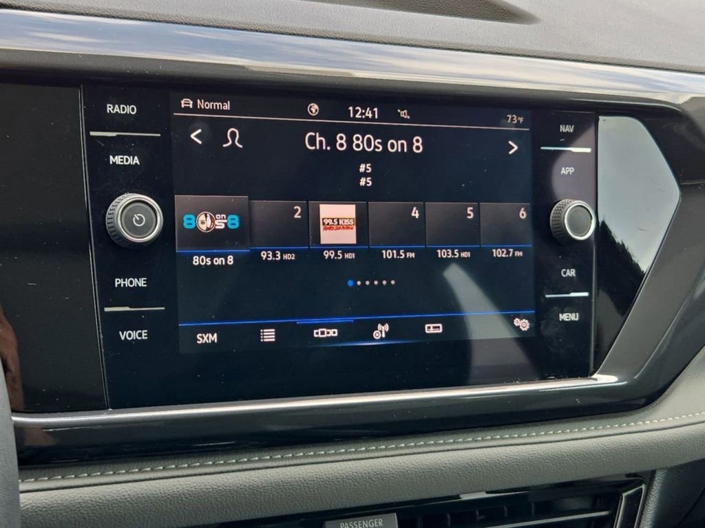 Used 2024 Volkswagen Taos SEL image 19