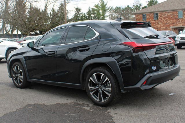 Used 2021 Lexus UX 200 w/ Accessory Package (Z1) image 44