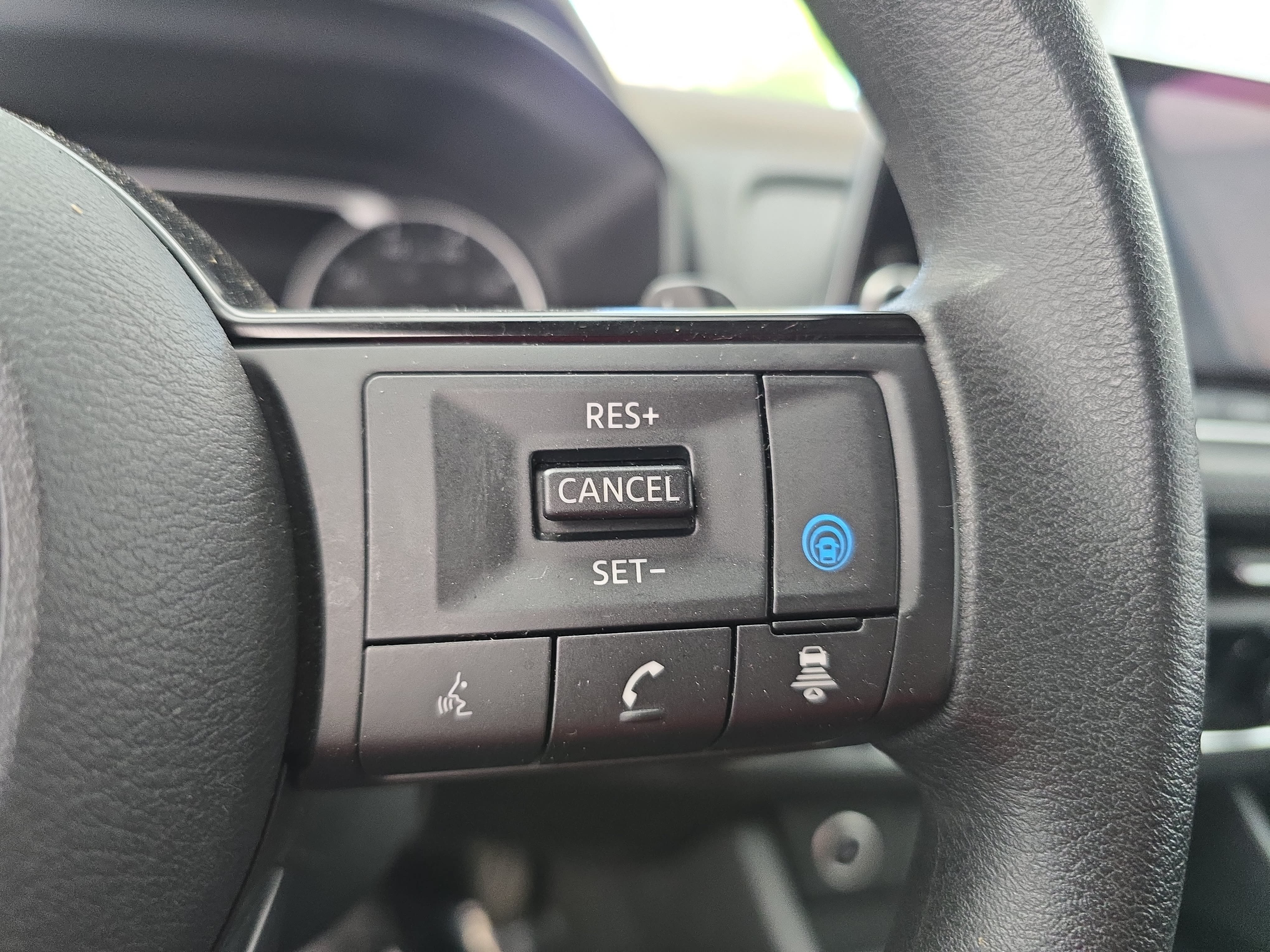 Certified 2023 Nissan Rogue SV AWD/4WD image 17