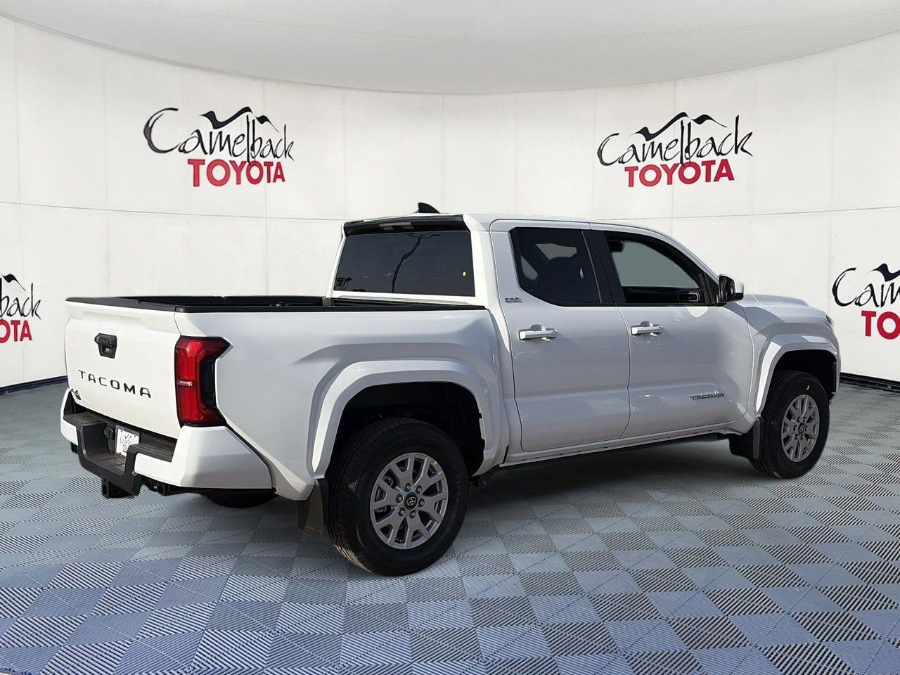 New 2026 Toyota Tacoma SR5 AWD/4WD image 7