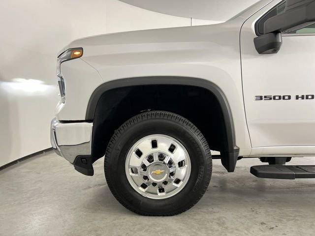 Certified 2024 Chevrolet Silverado 3500 LTZ w/ LTZ Plus Package image 33