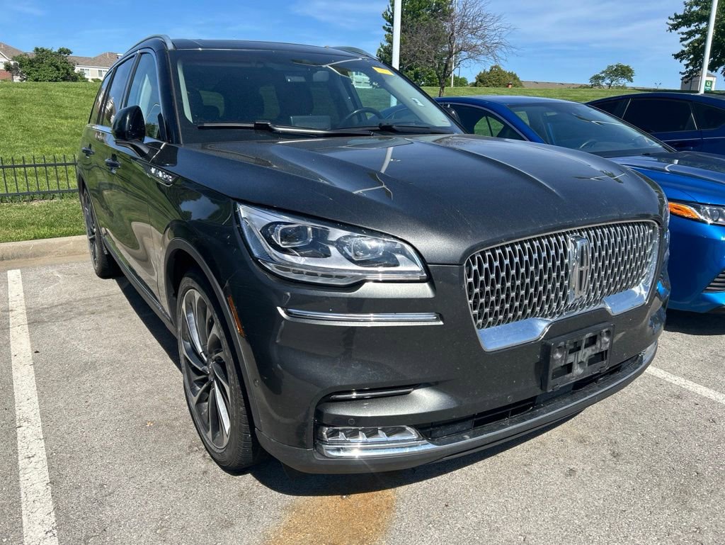 Used 2020 Lincoln Aviator Reserve w/ Equipment Group 202A AWD/4WD image 3