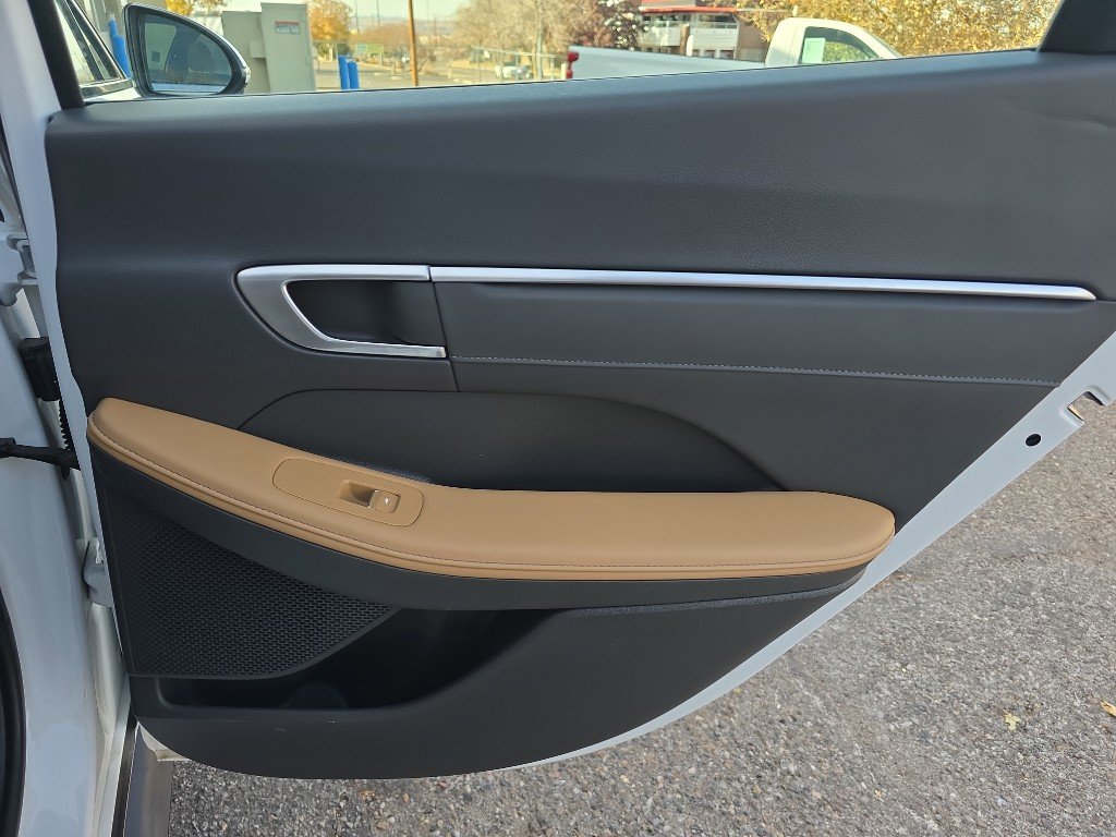 Used 2020 Hyundai Sonata Limited w/ Cargo Package image 28