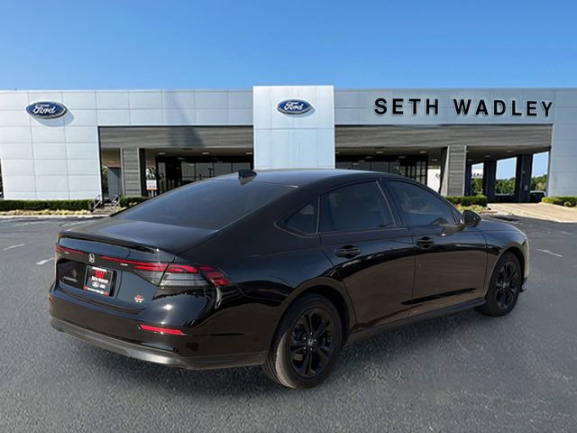 Used 2025 Honda Accord SE image 7