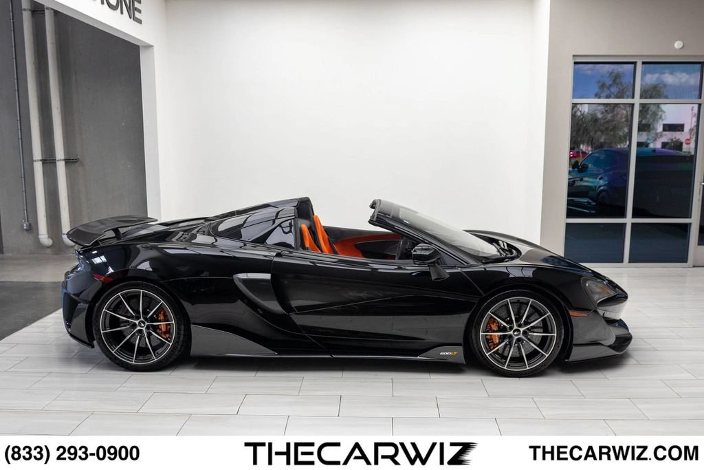 Used 2020 McLaren 600LT Spider RWD image 24