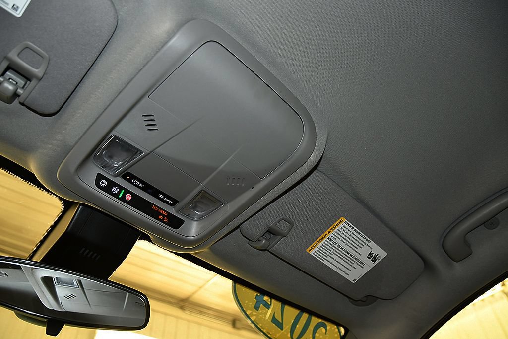 Used 2024 Chevrolet Equinox LS AWD/4WD image 25