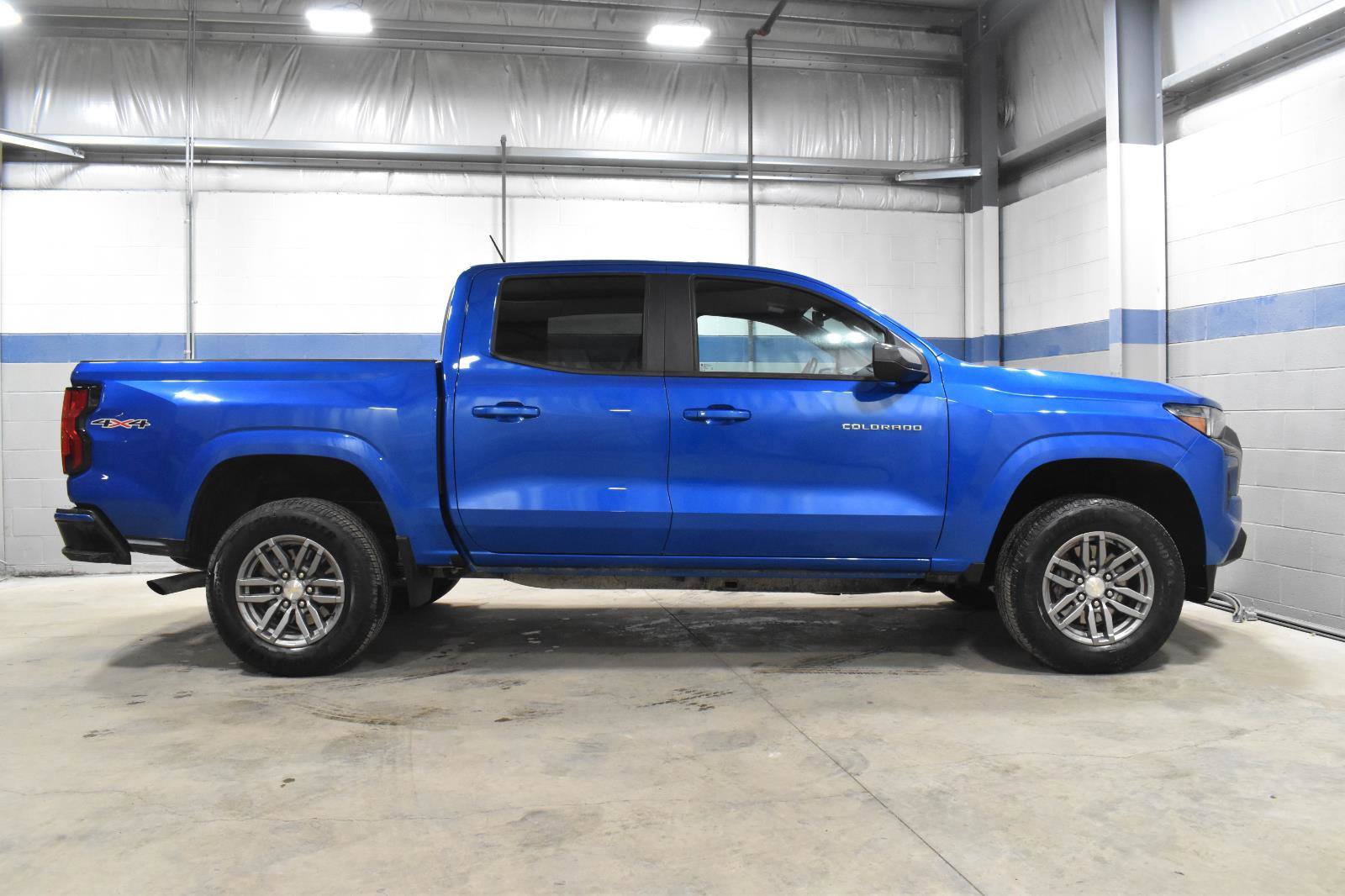 Used 2023 Chevrolet Colorado LT w/ LT Convenience Package II image 28