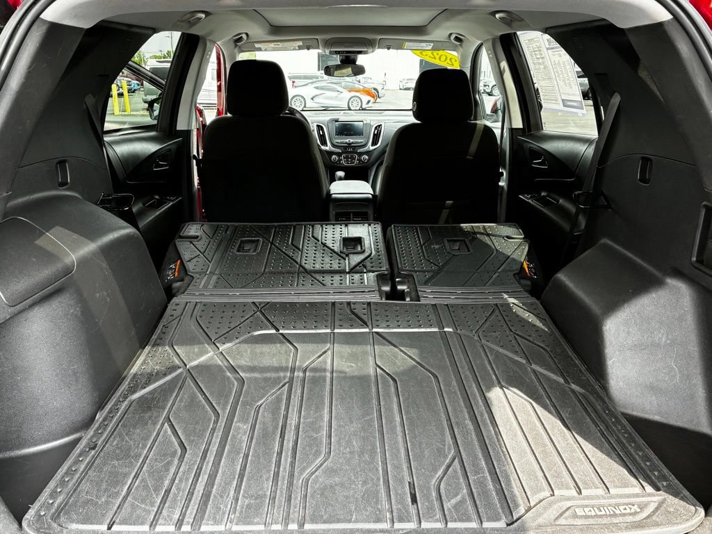 Used 2023 Chevrolet Equinox LT AWD/4WD image 30