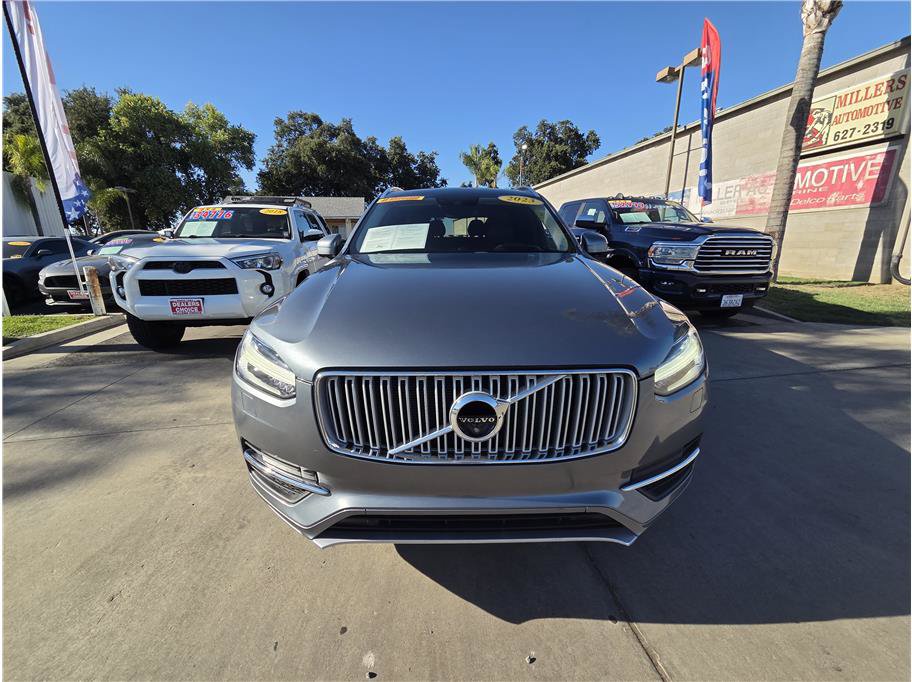 Used 2018 Volvo XC90 T6 Inscription w/ Convenience Package AWD/4WD image 2