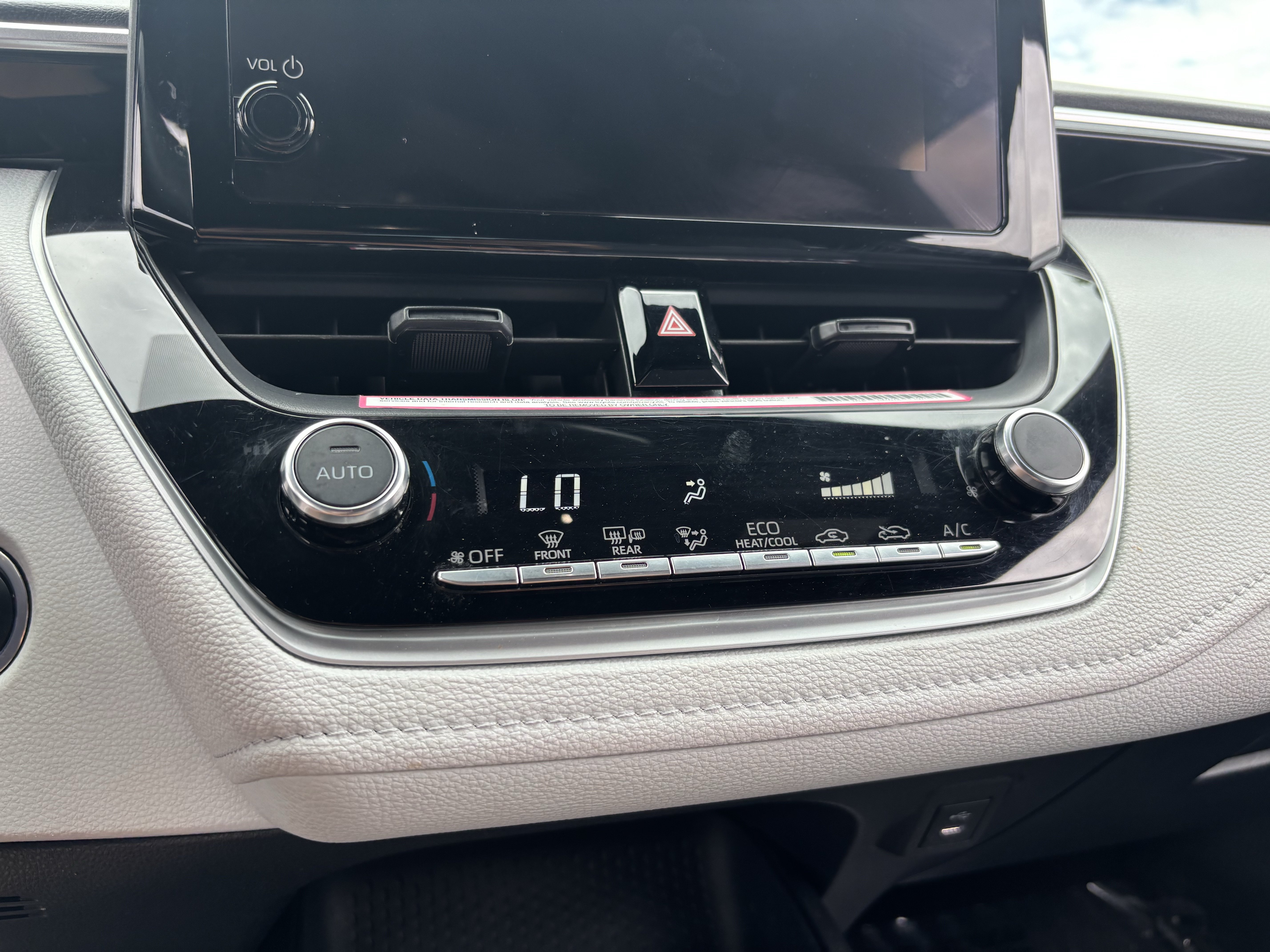 Used 2024 Toyota Corolla SE FWD image 23