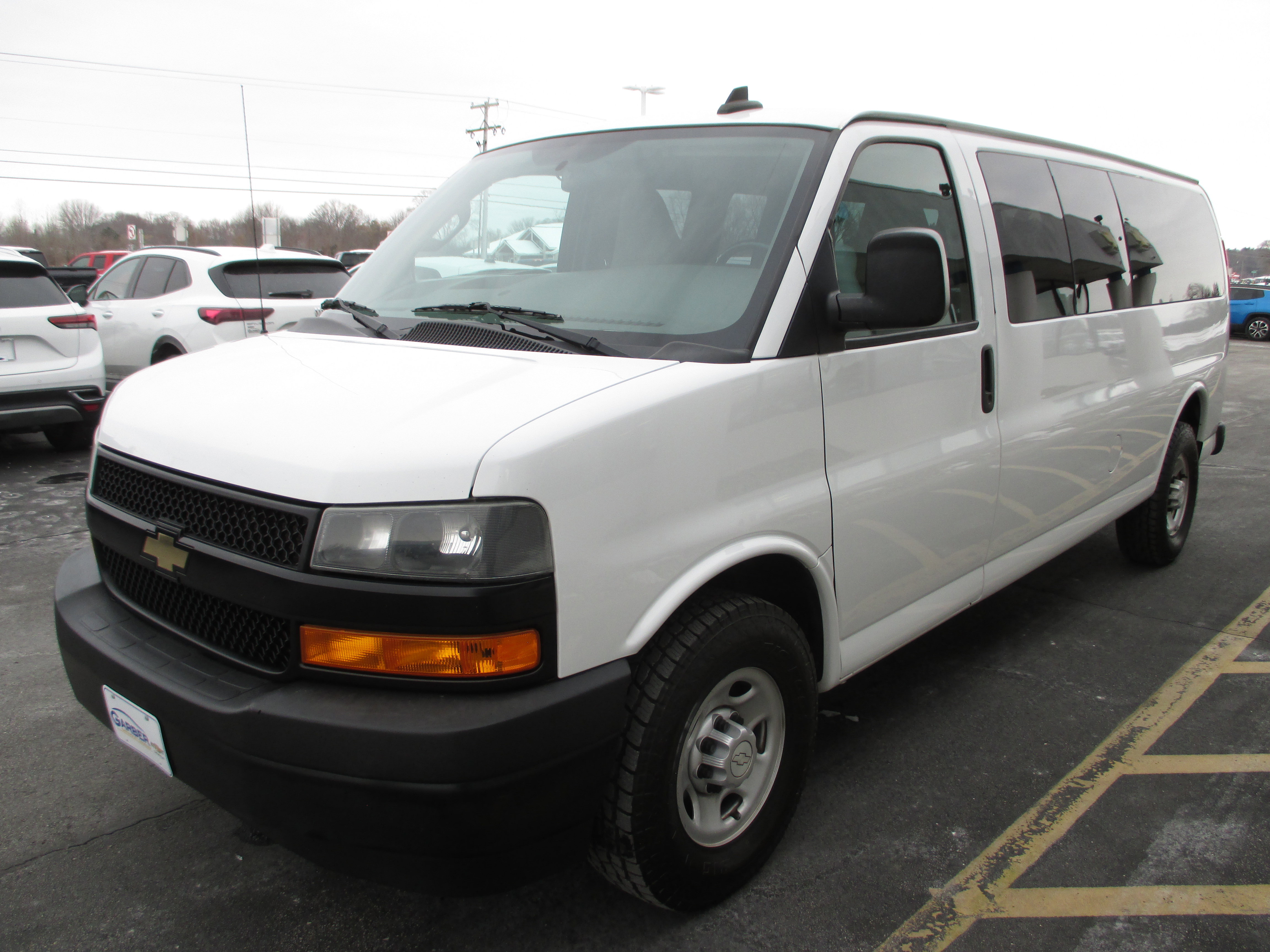 Used 2019 Chevrolet Express 3500 LS image 7