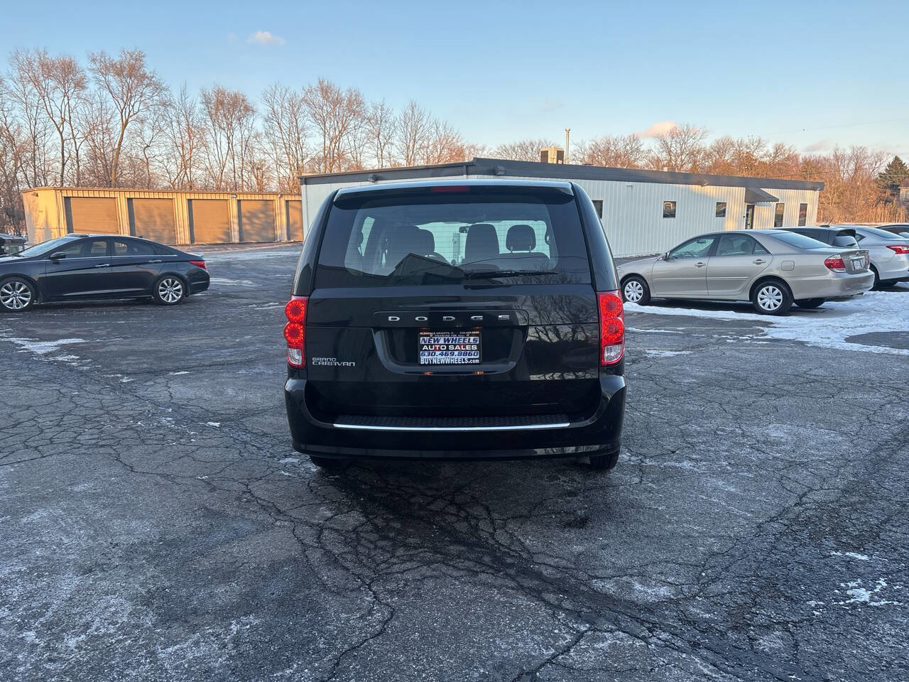 Used 2014 Dodge Grand Caravan American Value Package FWD image 4