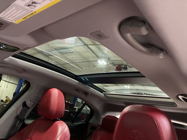 Used 2018 Alfa Romeo Stelvio Ti image 20