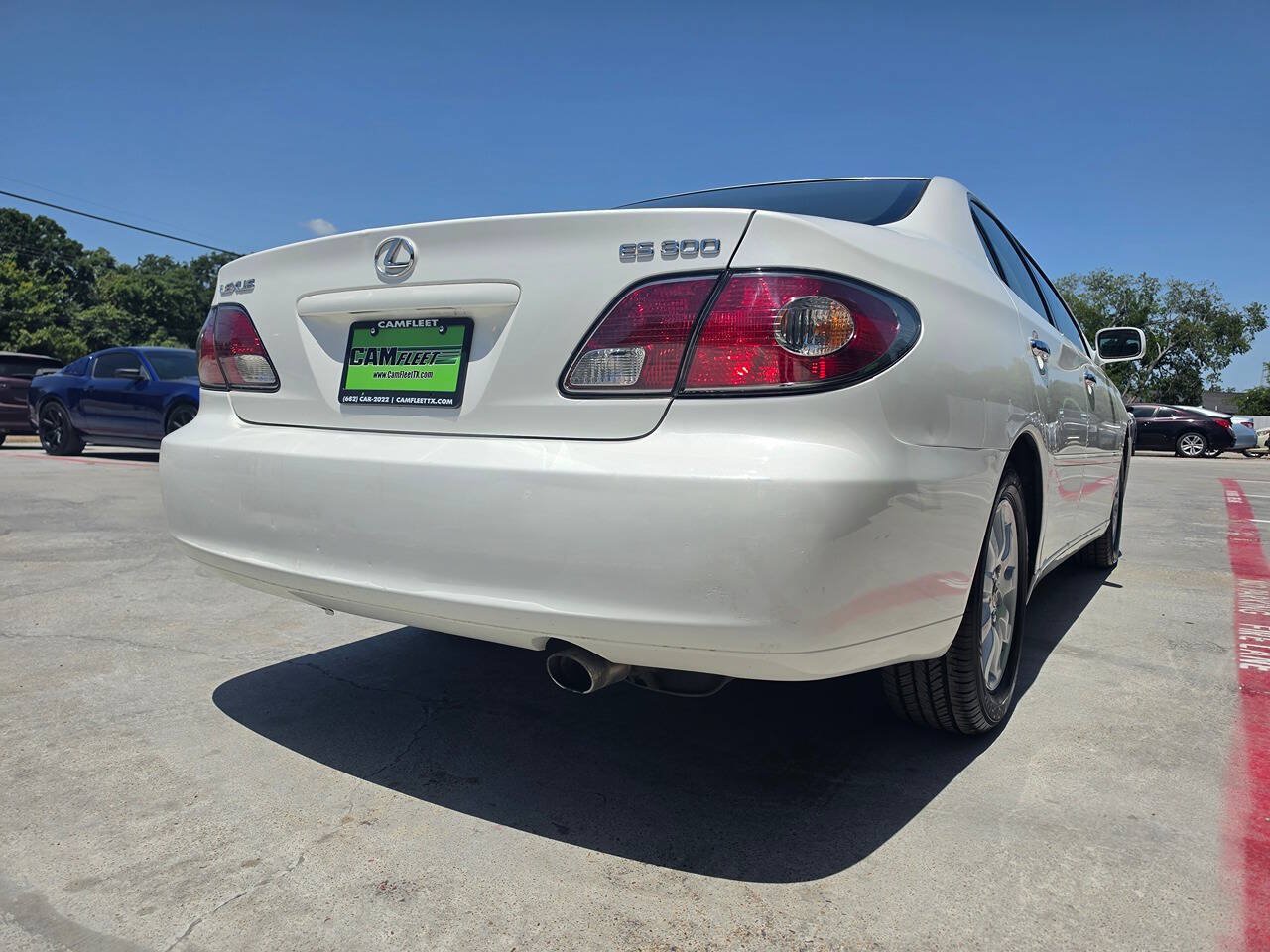 Used 2002 Lexus ES 330 w/ Premium Pkg FWD image 11