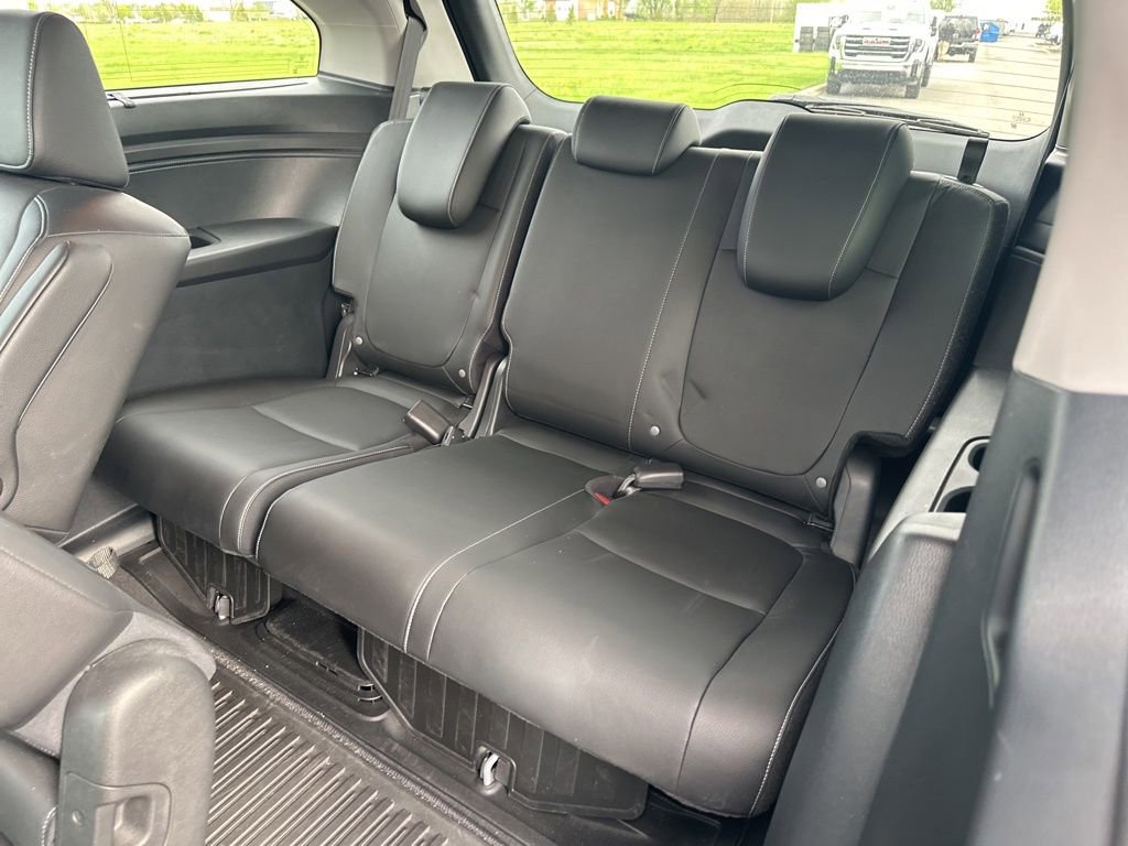 Used 2023 Honda Odyssey Touring image 16