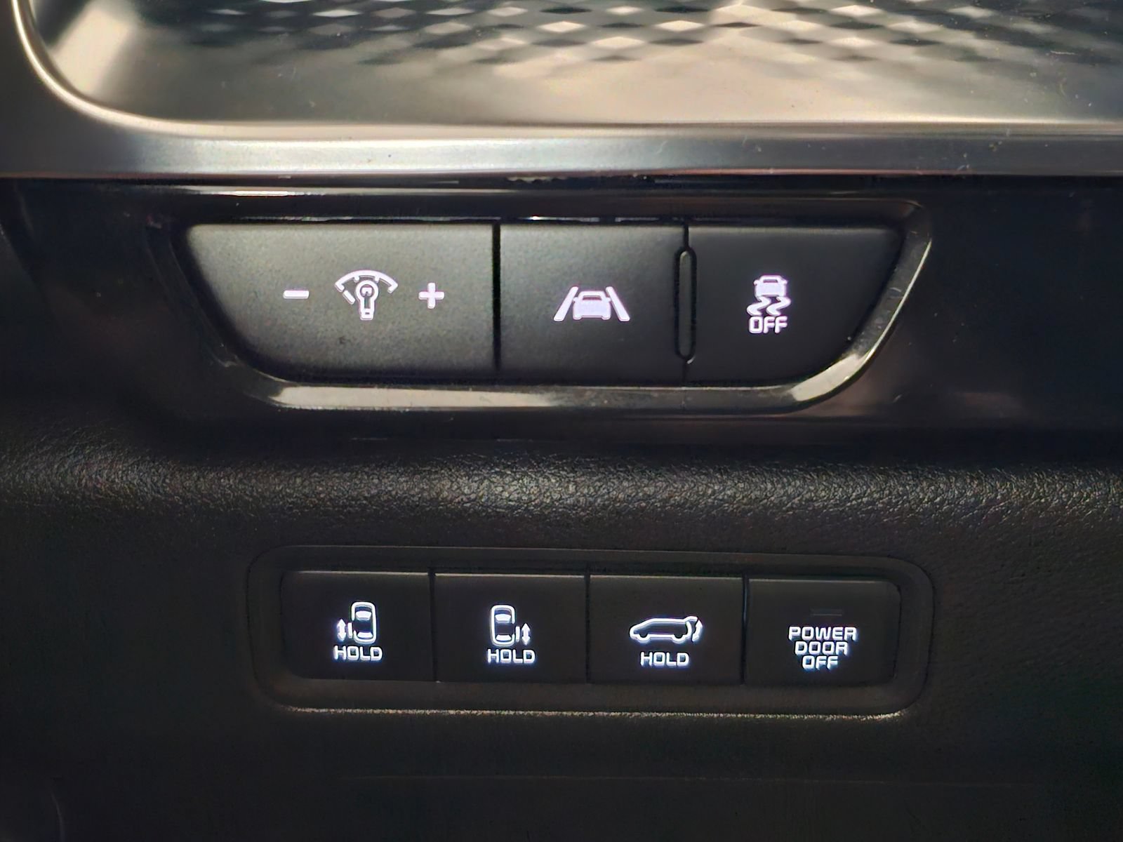 Used 2022 Kia Carnival SX Prestige FWD image 18