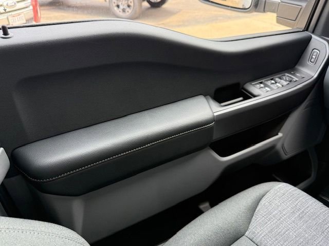 New 2026 Ford F450 XLT w/ 360-Degree Camera Package image 31