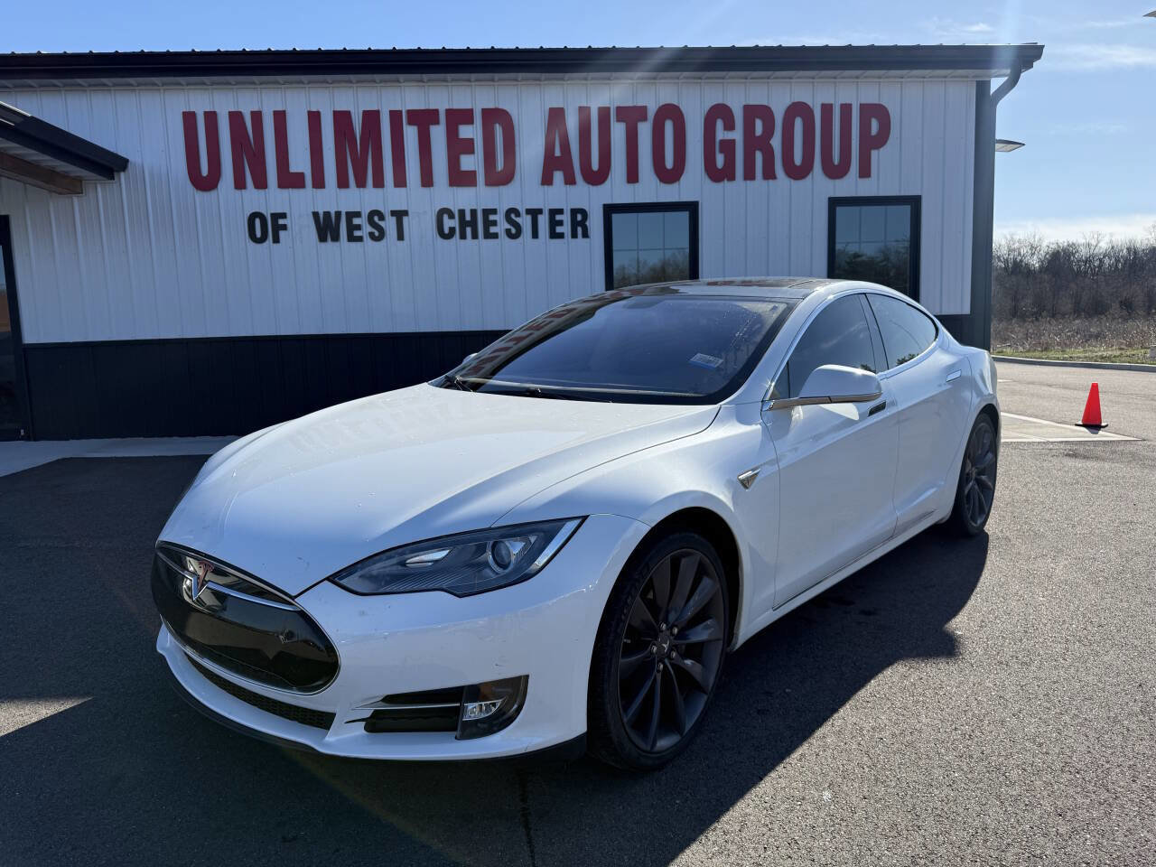 Used 2013 Tesla Model S Performance image 1